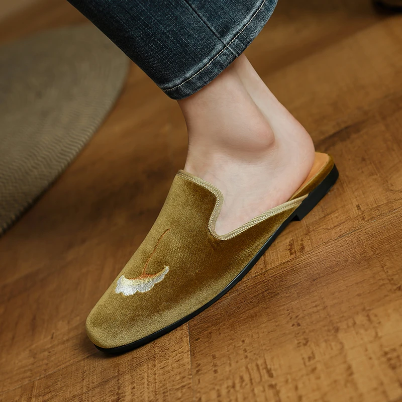 Women Flats Gold Velvet Embroider Mules Round Toe Chinese Style Flats For Spring Slip on Daily Slippers Ladies Cozy Casual Shoes