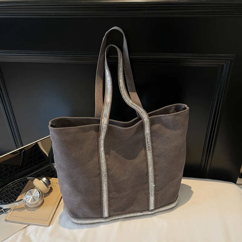 

2026 Early Spring New Large Capacity Canvas Shoulder Bags Solid Brilliant Diamonds Stylish Design Casual Tote Bags for Women