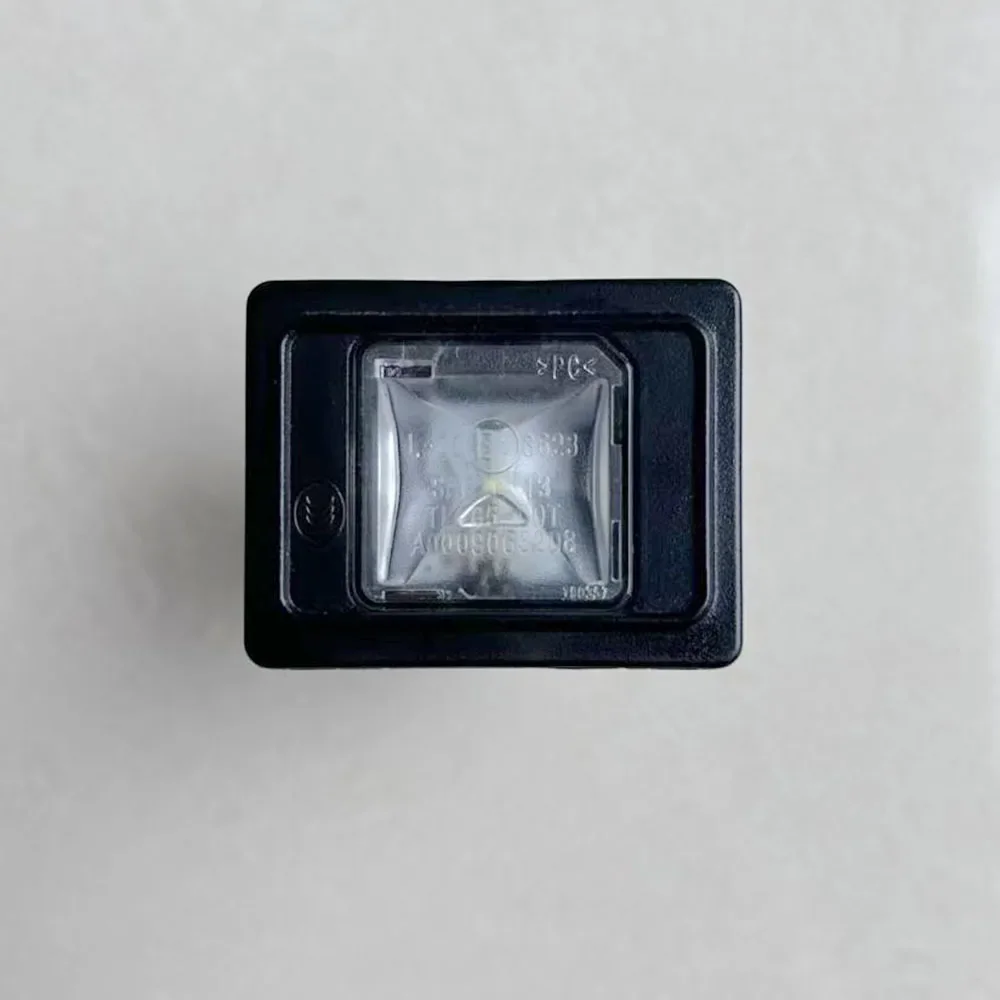 Applicable to Mercedes-Benz W177 W206 W214 W247 W253 rear license plate light, A0009063208 0009063208