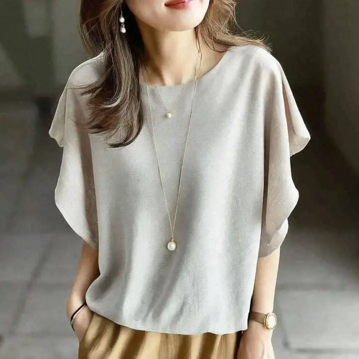 

2025 летняя новая женская рубашка с круглым вырезом и короткими рукавами «летучая мышь»