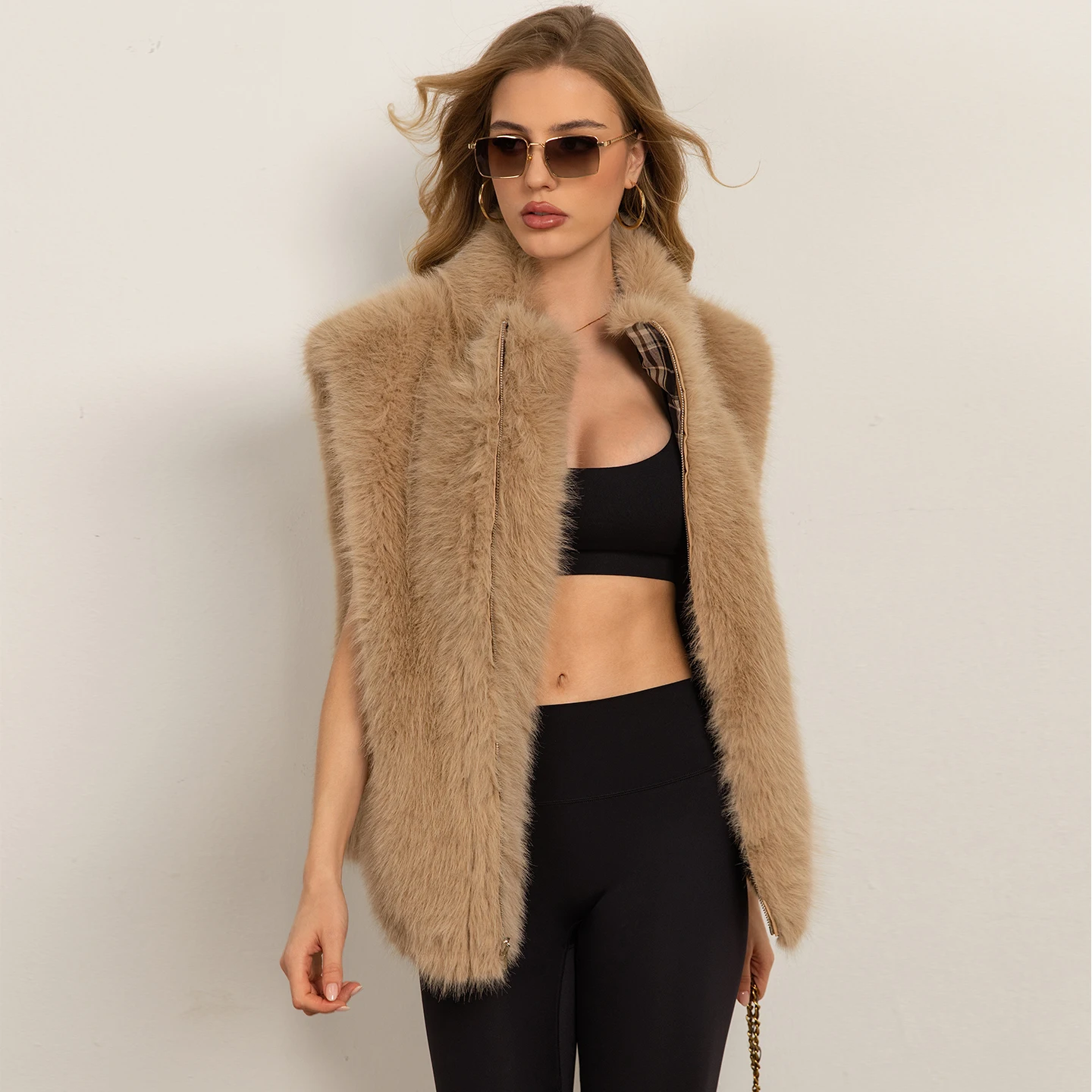 Women Reversible Padded Vest Faux Fur Fluffy Gilet 2026 Winter Warm Thick Sleeveless Jacket Versatile Two Way Wear Padded Vest