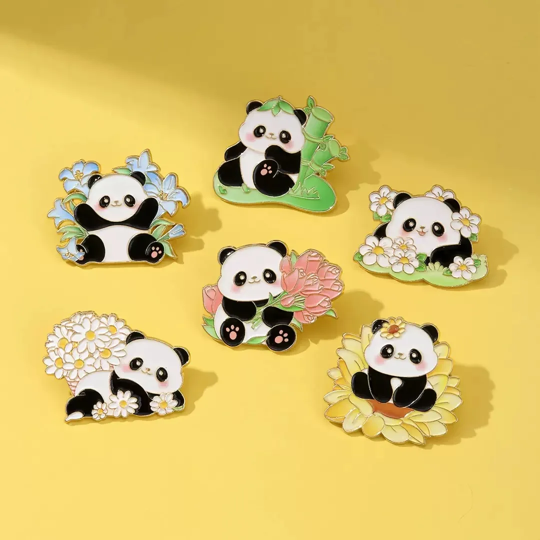 

He Ye Cartoon Cute Bouquet Panda Chengdu Travel National Treasure Commemorative Badge Brooch