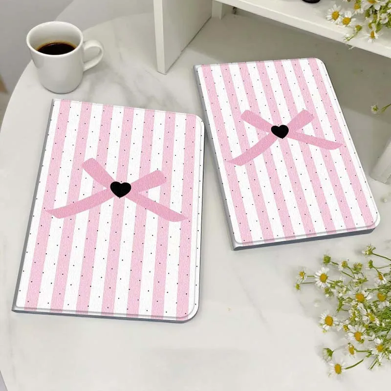 

Чехол с рисунком розового банта и точками для планшетов Honor MagicPad MatePad M5 8 9 2 3 10 12 X V7 V8 X8 X9 V9 GT X9a GT2 S Air Pro