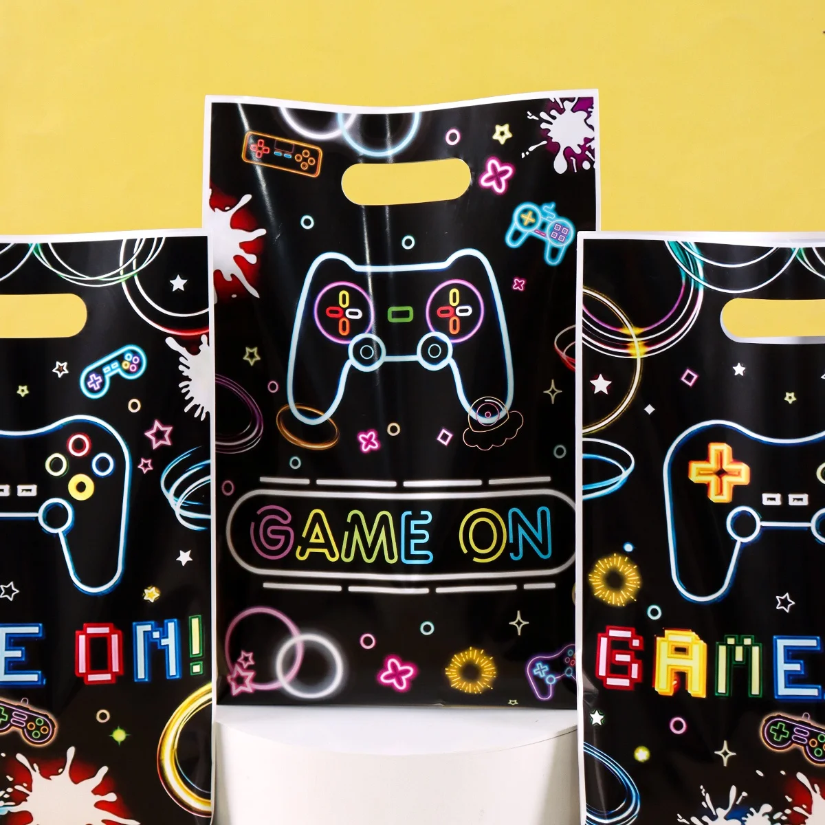 10/20/50 Stück Geschenktüten mit Gaming-Thema, fluoreszierendes Game-on-Design, Plastiktüten für Familientreffen, Geburtstagsfeier-Dekoration – Detail 5