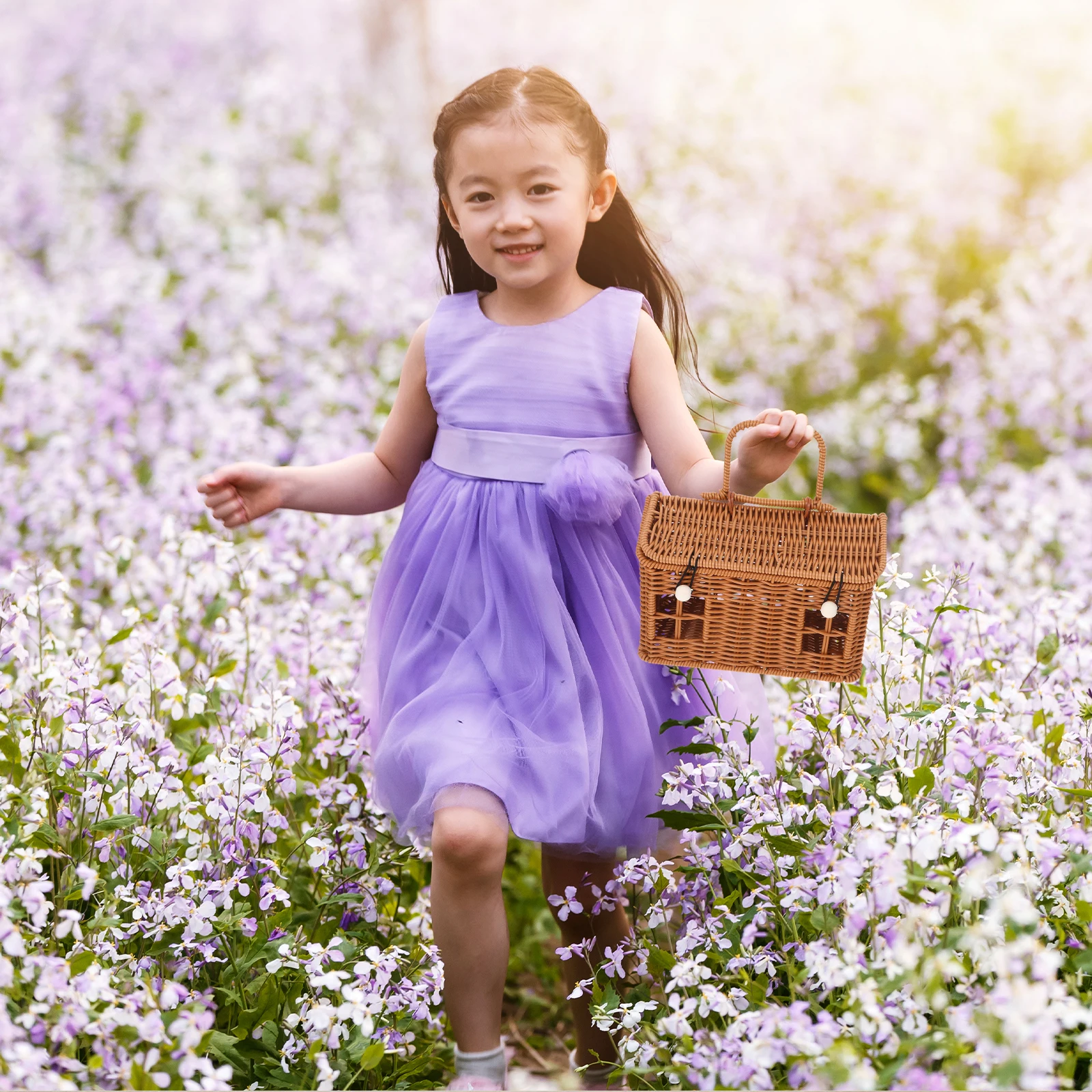 

1pcs Woven Gift Shaped Imitation Rattan Storage Bin With Handle Lid For Fruit Flowers Chocolates Easter Wedding