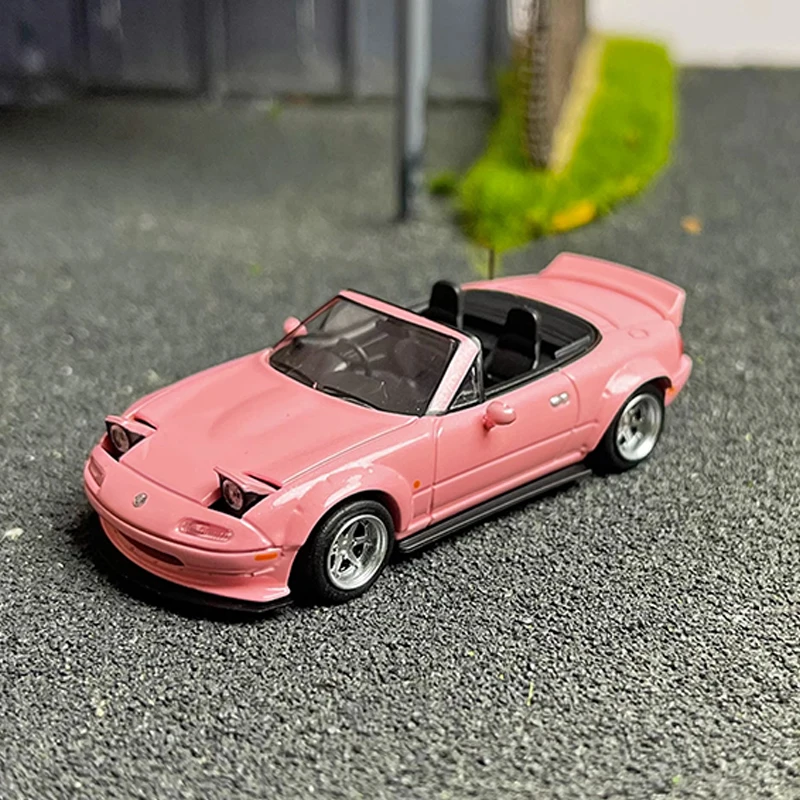 

1:64 Scale Diecast Alloy Mazda MX5 RB Wide Body Supercar Pink Limited Edition Model Classic Adult Toy Souvenir Static Display