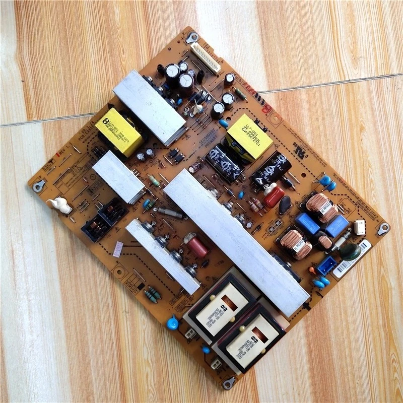 

Good Test For EAX55357701/32 Power Supply Board EAX55357701/33 For LG 42LH2000 37LH4000 42LF2500 42LH3000 43LF2510 37LH3000