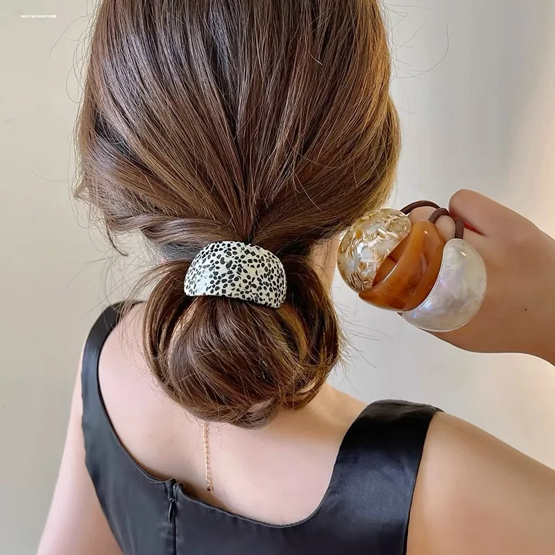 Simple new Acrylic Curved Girl Hair Loop Tie Ponytail Hair Bands Women Elastic Geometric Oval Acetic Hair Rope Hair Accessories