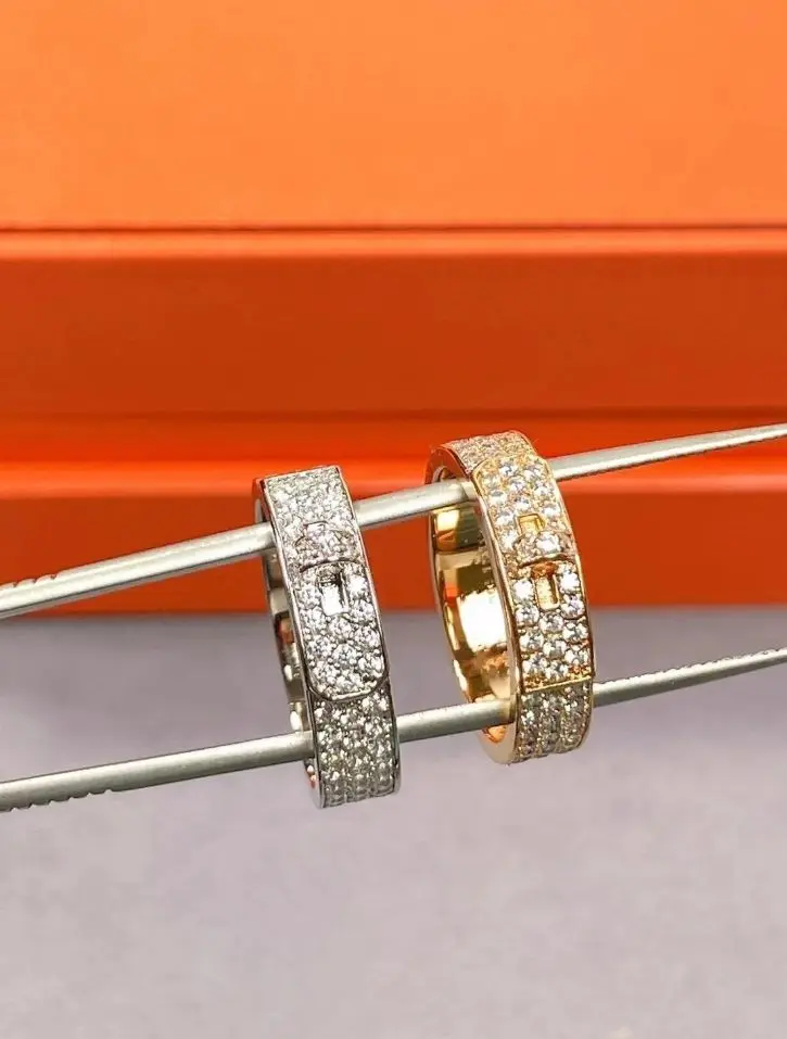 New Hot Brand Anniversary Gifts Jewelry For Women Twist Lock Ring Rose Gold Lock Rings Fashion Jewelry Engagement Luxury Ring