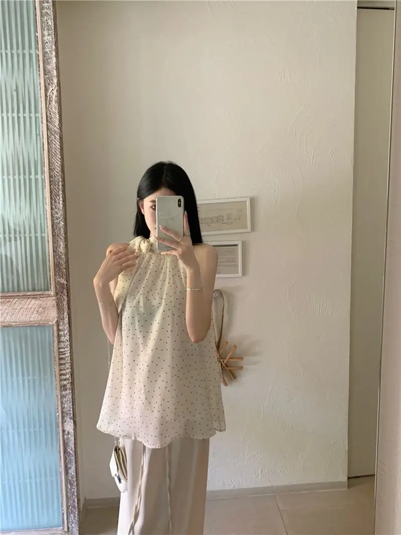 女性用ノースリーブタンクトップ,レースボウ,ハンギングネック,ユニークでルーズなトップ,フレンチスタイル,柔らかくて優しい,新しい夏のコレクション2022