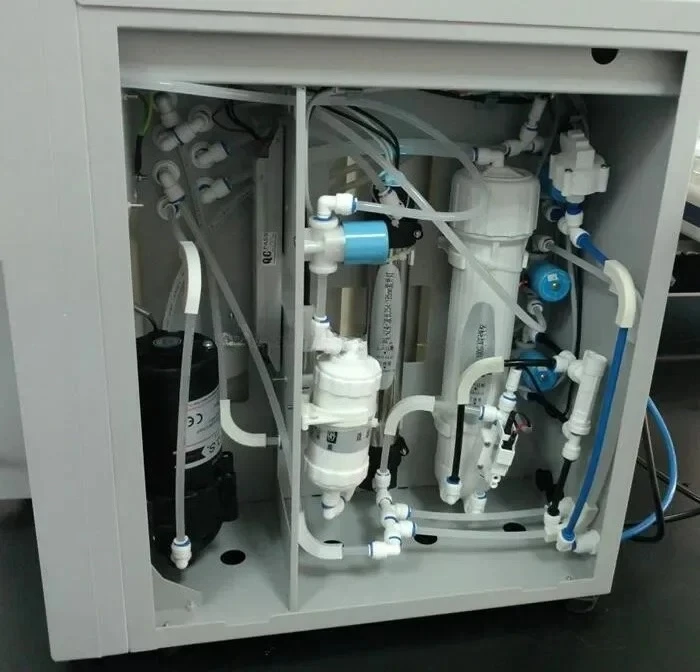 

Hot Selling UPW Professional Lab Water Purification System Reverse Osmosis Deionized Ultra Pure Water Purifier Machine
