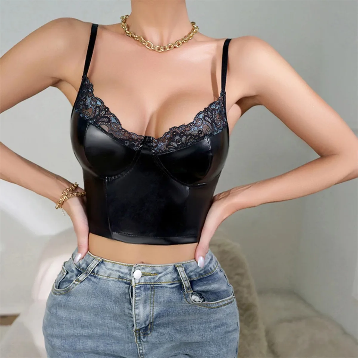 

Fashion New Nightclub Neck Lace PU Leather Strap Underwear for Womens Black Tops Woman 2024 Luxury Designer Summer Elegant