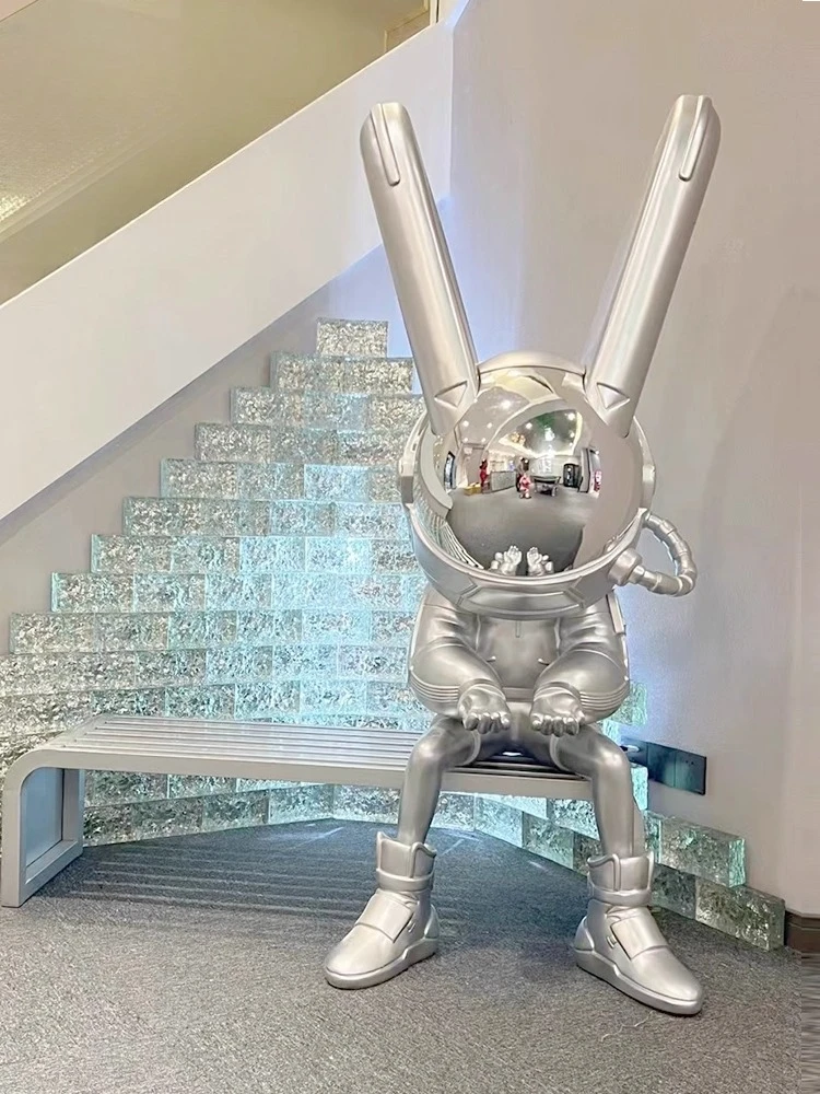 تمثال زخرفة أرنب كبير، زخرفة كبيرة ممتدة من الأرض حتى السقف، ديكور بار مطعم الفندق #4