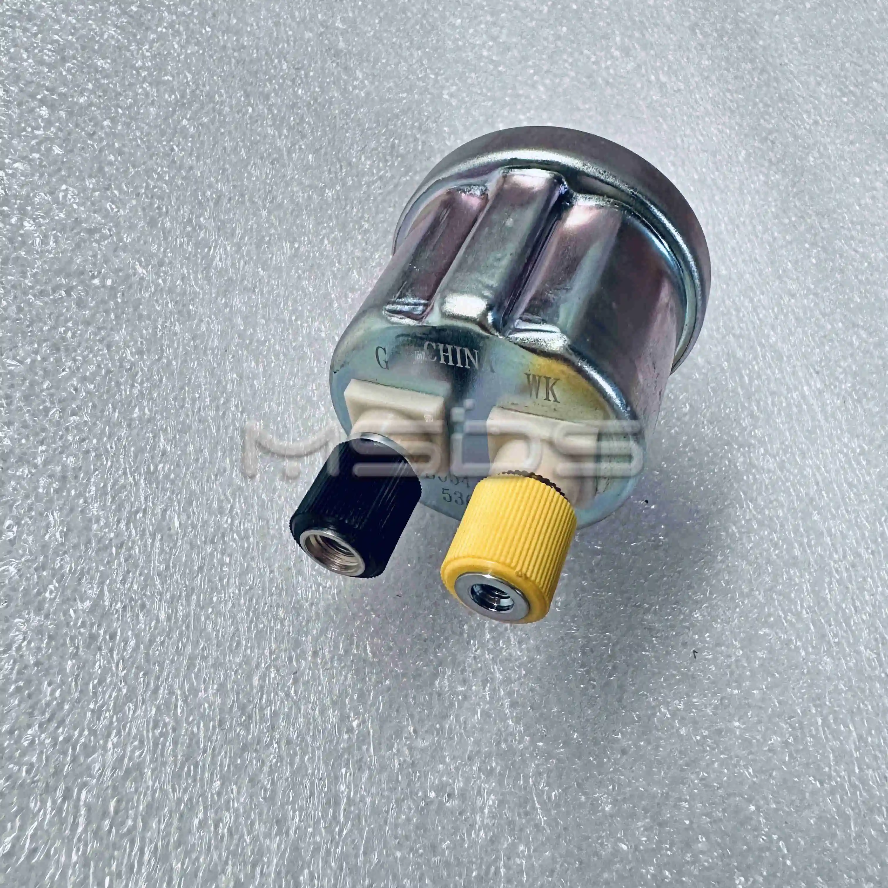 مصنع رائجة البيع 6BT 6CT أجزاء محرك الآلات مستشعر ضغط الزيت 5368311