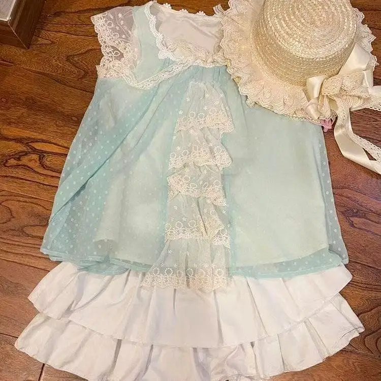 Set Elegan Antik Pakaian Wanita Kemeja Slim Fit Pita Musim Panas + Kamisol Renda + Celana Pendek Polka Dot Setelan Tiga Potong Mode 2025 Baru