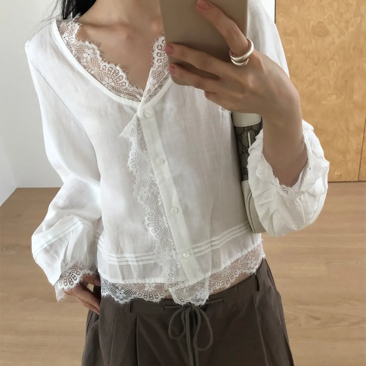 Korean Chic Lace V-Neck White Shirt Women's Lightweight Semi-Transparent Ruffle Short Bubble Sleeve Blouse Fashionable Polyes...