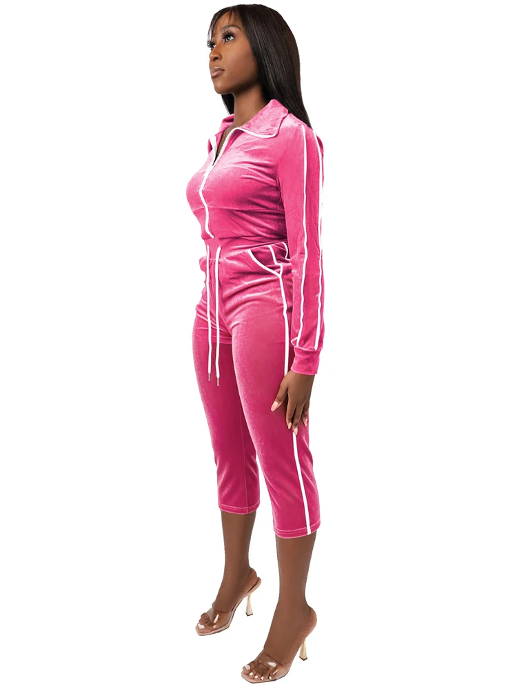 JENYAGE Velours-Samt-Zweiteiler für Damen, dehnbar, einfarbig, mit Reißverschluss, kurzem Oberteil mit Kragen, Capri-Hose mit seitlichem Streifen, figurbetonter Trainingsanzug – Detail 6