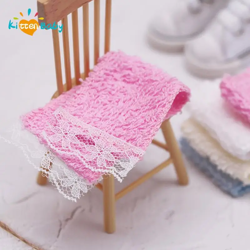 1:12 Dollhouse Miniature Towel Bath Towel Lace Towel Model Bathroom Hand Towel Simulation Furniture Toys for Doll House Decor