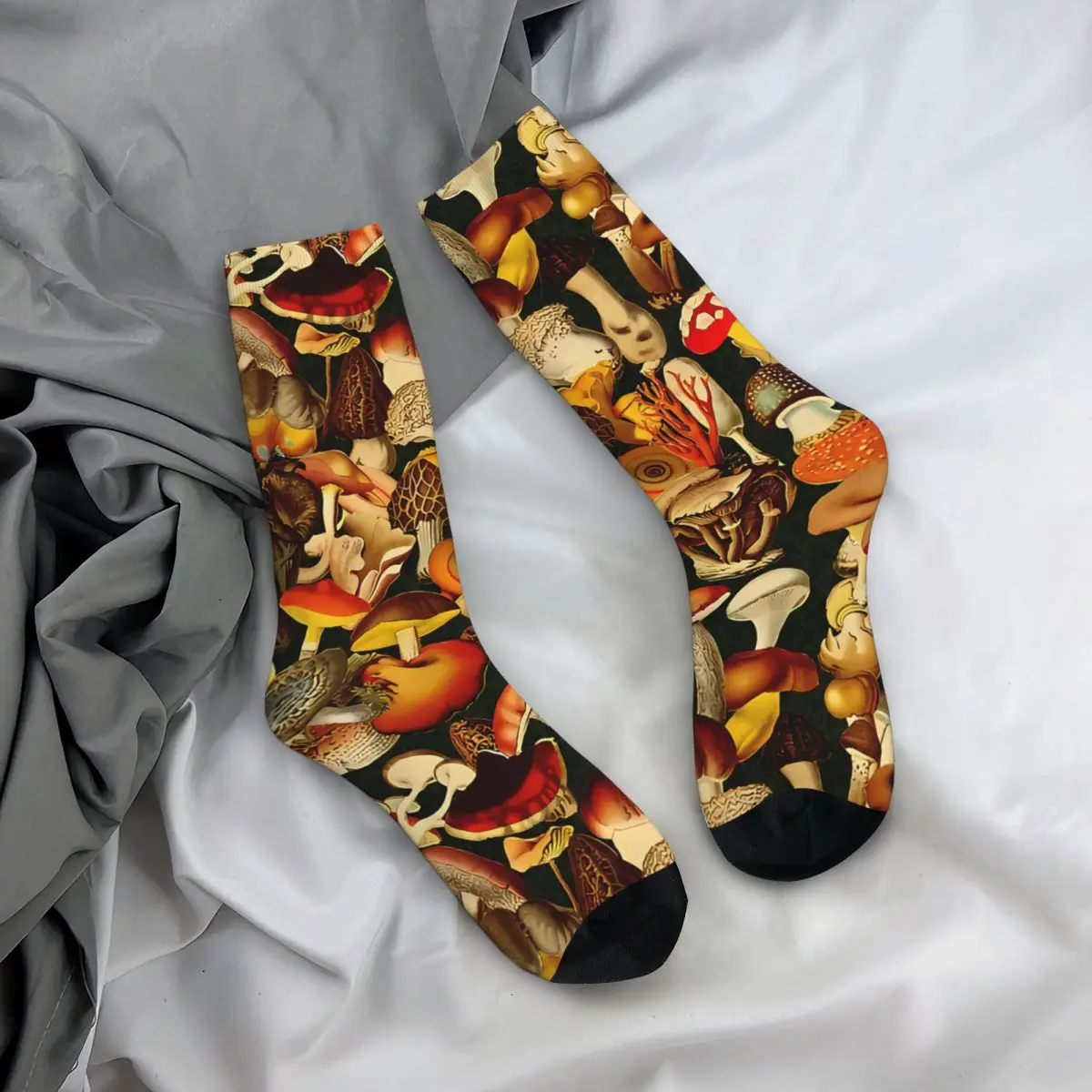 Funny Men's Socks Vintage Mushroom Pattern Retro Mushroom Harajuku Seamless Crew Sock Gift Pattern Printed