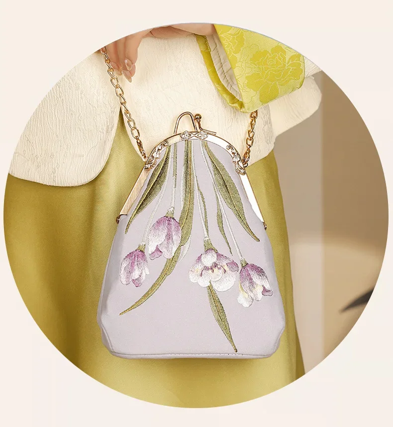 Women Victorian Floral Embroidery Pearl Chain Small Size Mobile Phone Side Bag Vintage Retro Chic Evening Rococo Shoulder Bag