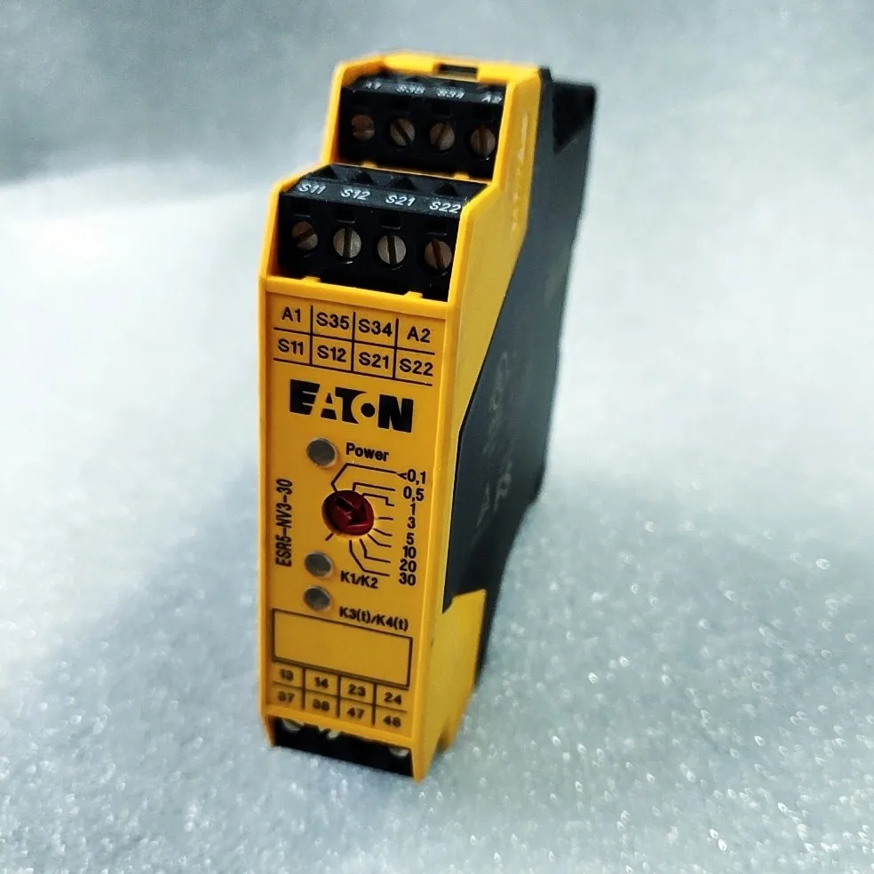 Eaton ESR5-NV3-30-V…
