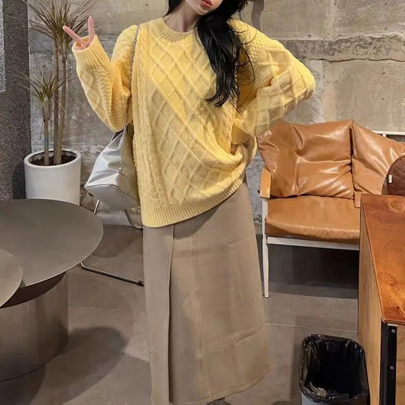 Gentle Yellow Loose Knitted Pullovers Women's Clothing Casual Round Neck Autumn Winter Solid Color Korean Long Sleeve Sweaters