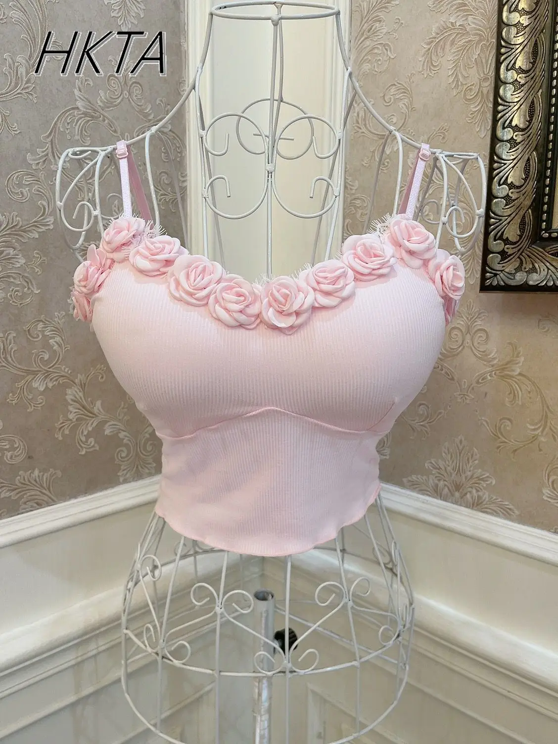 

Sweet Princess Rose Flower Lace V-Neck Vest Stretch Slim Fit Tank Tops Chest Pads Suspender Vests Kawaii Lolita Girls Crop Top