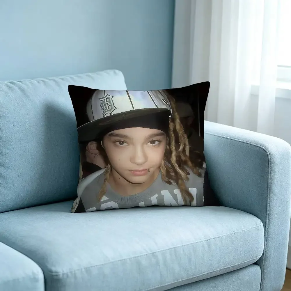 T-tokio Hotel Cute Customizable Square Pillowcases, Stylish And Soft, Perfect For Beds, Cars, And Sofas.