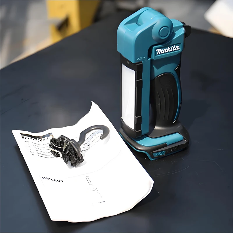 

Makita 18V DML801 Outdoor Lighting DML801 Rechargeable LED Sunlight Foldable Flashlight 801