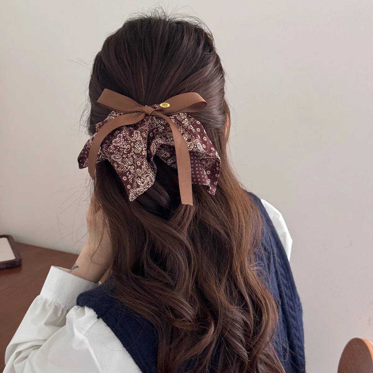 Pinza para el pelo con lazo floral Retro para mujer y niña, accesorios grandes y populares, moda líder, diseñador kpop para adultos, 2025