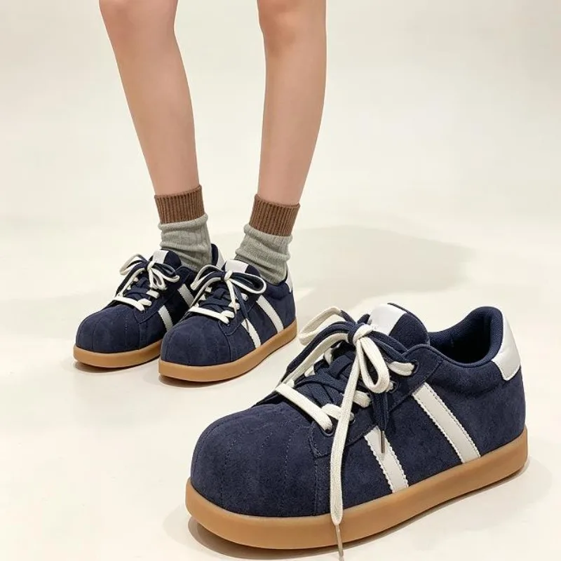 Hot Selling Matte Big Toe Lace Up Bread Shoes 2026 New Casual Dopamine Shoes, Flat Shoes, Inner Height Increasing Board Shoes