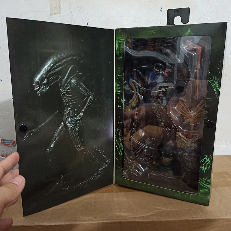 NECA Alien Big Chap Alien Figure Big Chap Alien Predator 40th Anniversary Egg Facehugger Figurine Model Toy Doll Gifts