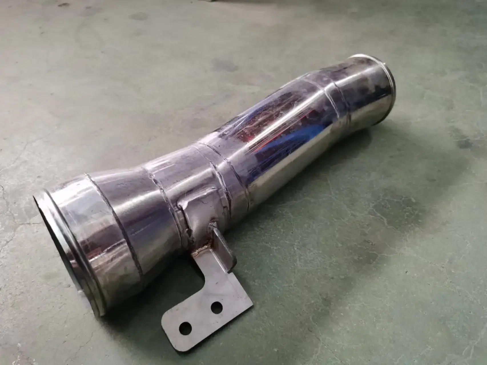 

Jh6 Country 5 Intercooler Intake Steel Pipe Stainless Steel Pipe Country 6 Tractor Dump Original Factory Genuine Goods