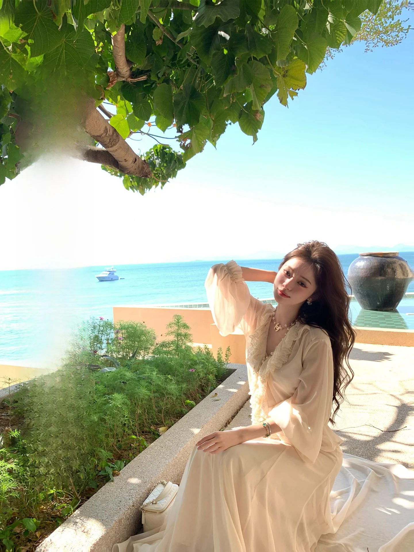 

Romantic Lace Shirt And Heavyweight Skirt Set Women's Fashion Spring Outfit Cleanfit Style Long Sleeve Two Piece Set for Midd...