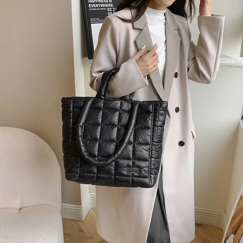 Fashion Large Capacity Quilted Padded Tote Bag Soft Puffer Women Handbags Lightweight Nylon Shoulder Bags Big Shopper Purses