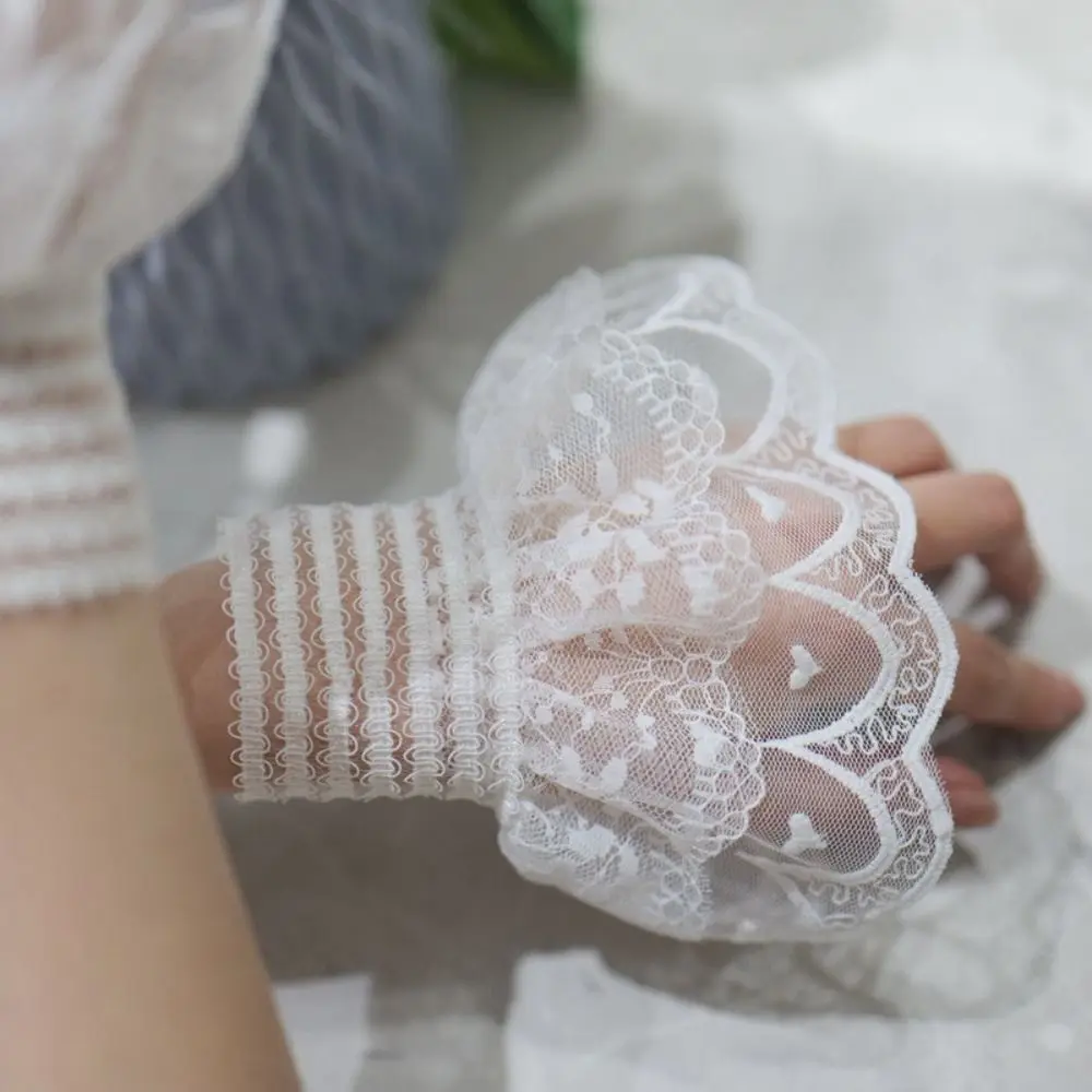 جديد متعدد الطبقات كشكش وهمية الكفة انفصال أبيض أسود المعصم الكفة الملابس التبعي