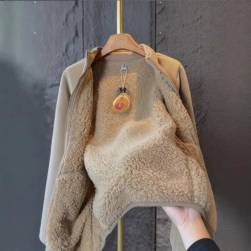 

Модная женская куртка с капюшоном из овечьего флиса, зимняя куртка с внутренней подкладкой для катания на лыжах и толстым флисовым верхом