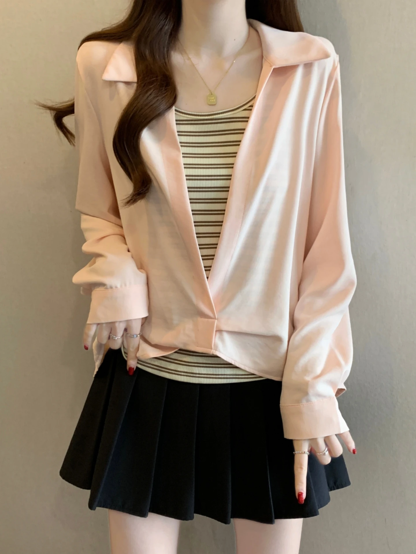 

Unique Striped Patchwork Long Sleeve Base Shirt Women's Spring Autumn plus Size Slimming Korean Style Commute Wind Blouse