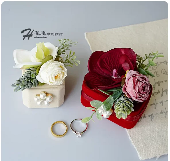 

Шкатулка для обручальных колец для пожилых людей, газон Мори, свадебное предложение, церемония обмена, креативная шкатулка для колец, шкатулка для драгоценностей с искусственным цветком
