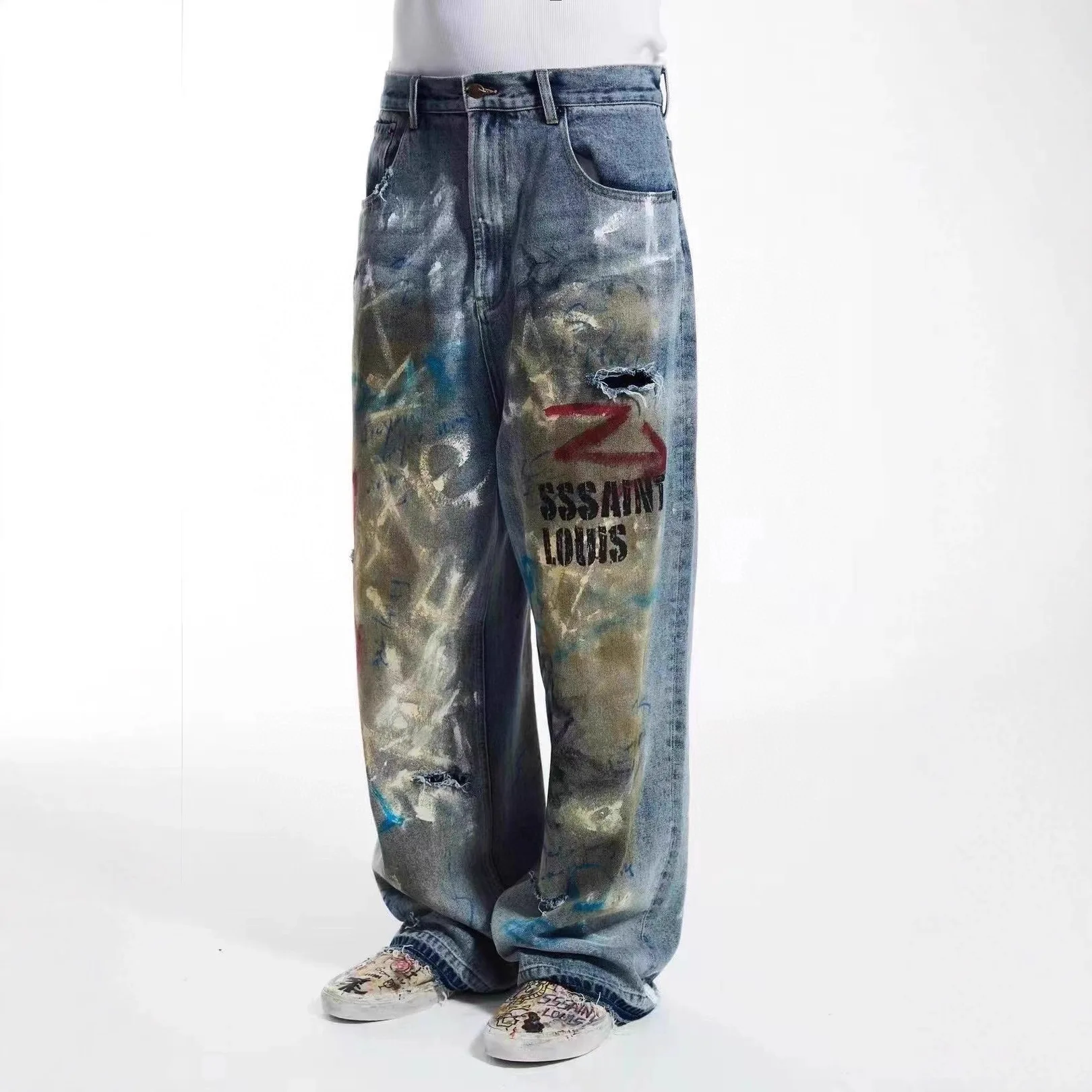 

SSSAINT LOUIS 26SS - Dirty and Old Hand-Painted Graffiti Hole-Open Loose Casual Jeans for Men and Women - Trendy