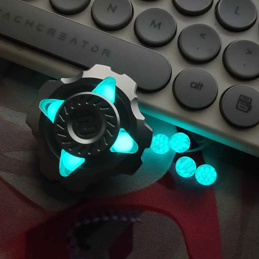 EDC مضيئة الخرز 6 مللي متر 8 مللي متر تململ الدوران اكسسوارات غير مسامية الخرز مادة الراتنج طويلة الأمد سطوع عالية الكرة الفلورسنت