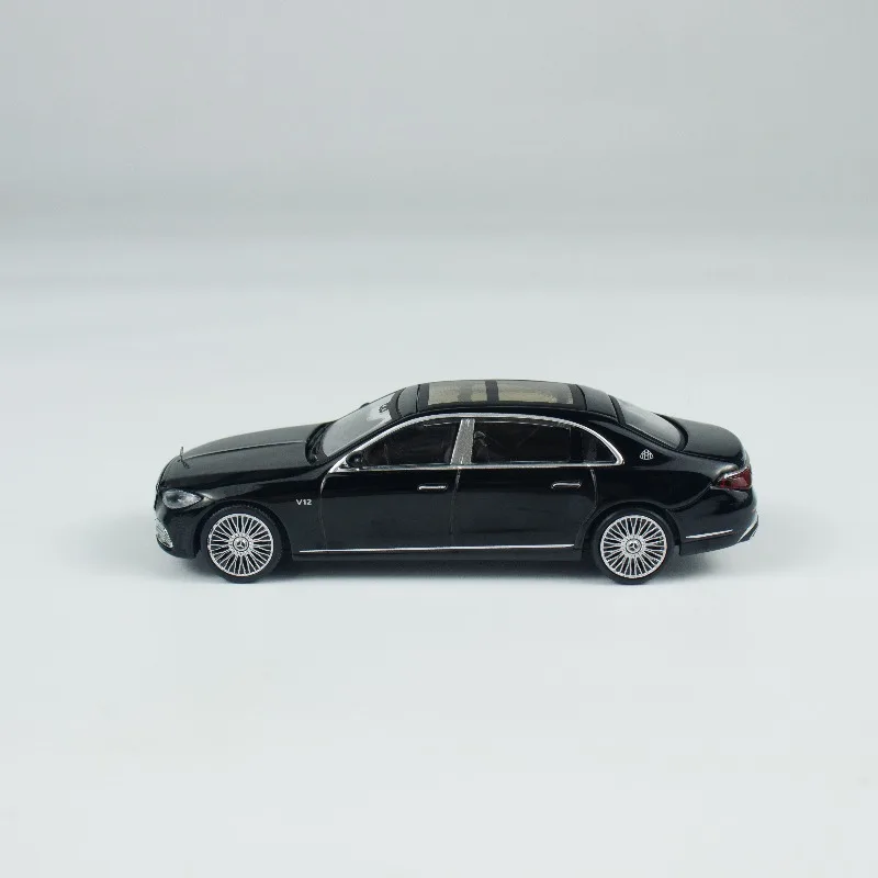 لعبة سبيكة صغيرة 1/64 S 680 لهدايا نموذج معدني Iecast