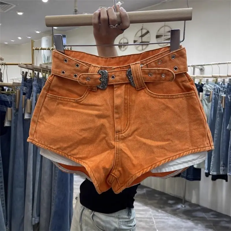 

Retro Women's Shorts Design Cutting Belt High Waist Personality Fashion Wide Leg Jeans Hot Pants