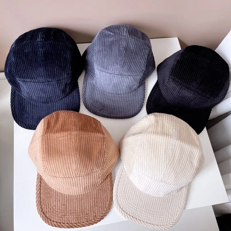 Retro Flat-brimmed Corduroy Baseball Caps for Men and Women Autumn and Winter Korean Contrasting Color Simple Duckbill Hats