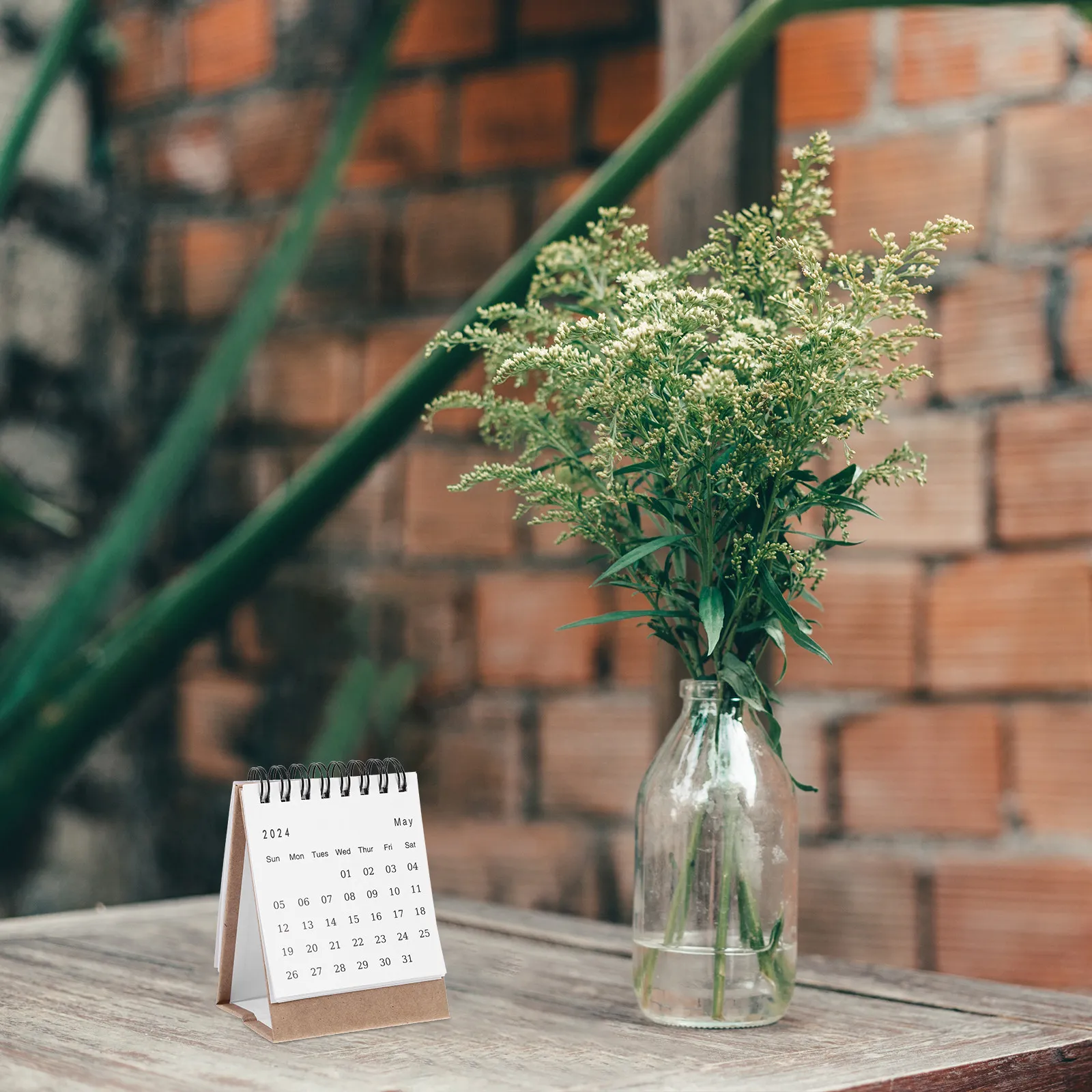 

Small Desk Calendar 2024 2025 Standing Flip Table Calendar Modern Minimalist Desktop Organizer with Sturdy Holder Memo Notepad