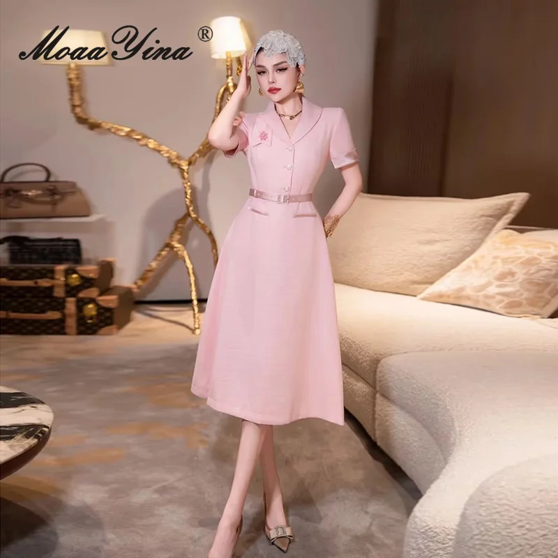 فستان MoaaYina لخريف 2025 للنساء بياقة وأكمام قصيرة وخصر مشدود متوسط الطول وأربطة #3