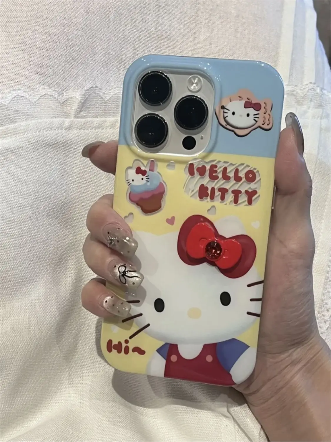 Etui na telefon Sanrio Hello Kitty Red Bow Ice Cream do iPhone 15 14 13 12 11 Pro Max 7 8 Plus XR XS MAX Y2K Girl lovely Back Cover