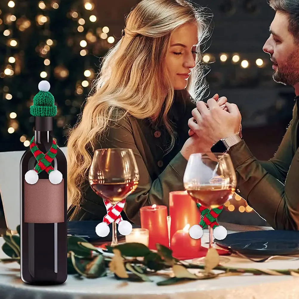 24 قطعة صغيرة عيد الميلاد متماسكة قبعة وشاح زجاجة النبيذ احتفالية يغطي الطرف الديكور عيد الميلاد لوازم عطلة ديكور للطاولات