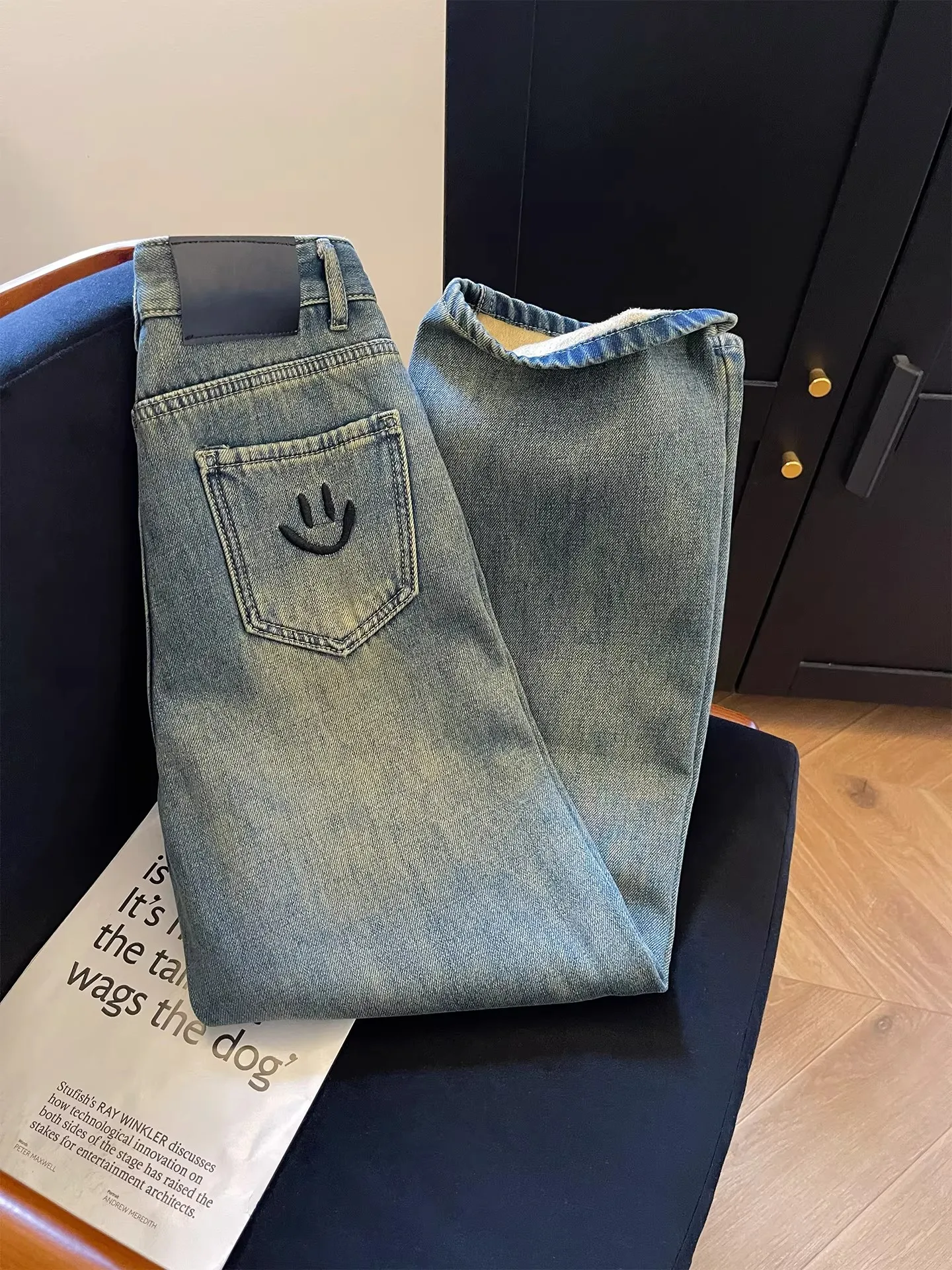 

Ретро джинсы с вышивкой, синие, прямого кроя, на флисовой подкладке, женские, зимние, теплые, свободные, широкие, с высокой талией, из плотного денима