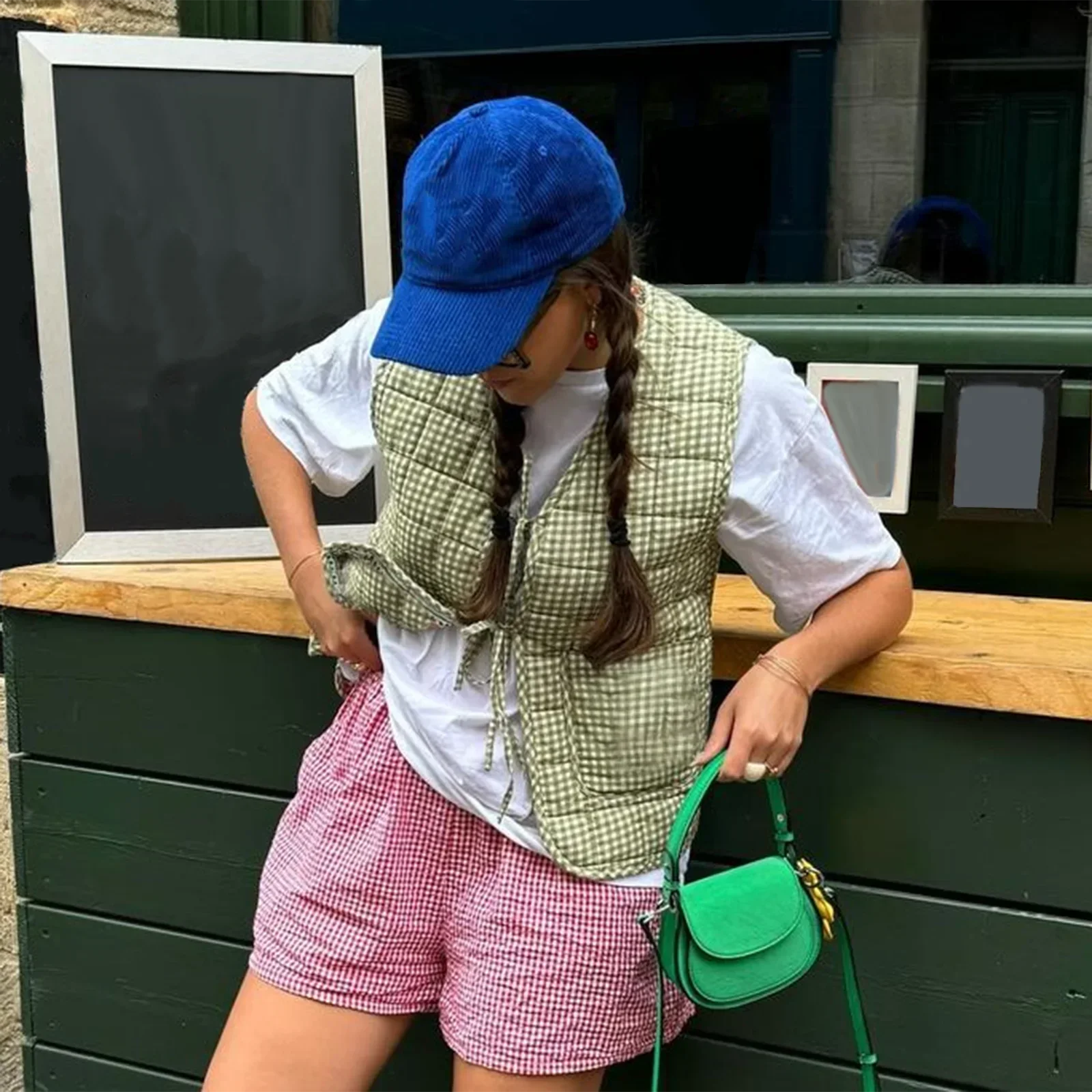 Women Y2K Tie Front Quilted Vest Plaid Floral V Neck Cropped Padded Gilet Coquette Sleeveless Jacket Going Out Tops Streetwear